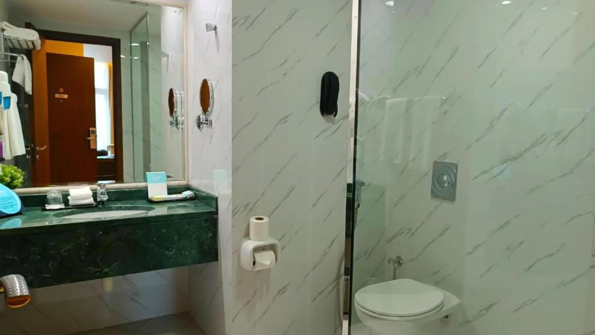 Dancenter Prime Sheikh Zayed Road Luxury Difc Hotell Dubai